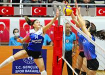 Büyükşehir Kadın Voleybol Takımı şampiyonluğa koşuyor