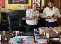 Geleceğin umudu çocuklara kitap ulaştırılıyor