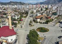 Kozan’da asfalt ve minare çalışması