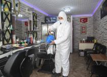 Büyükşehir, koronavirüs şartlarında zor günler geçiren halkın üzerinden elini çekmiyor