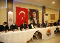 Zeydan Karalar muhtarların sesine kulak vermeye devam ediyor